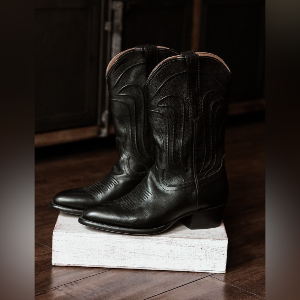 Tecovas The Jamie Women’s boot 7 1/2B in Midnight Calfskin